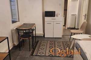 Izdajemo jednosoban stan u centru, Čubrina, 20m2